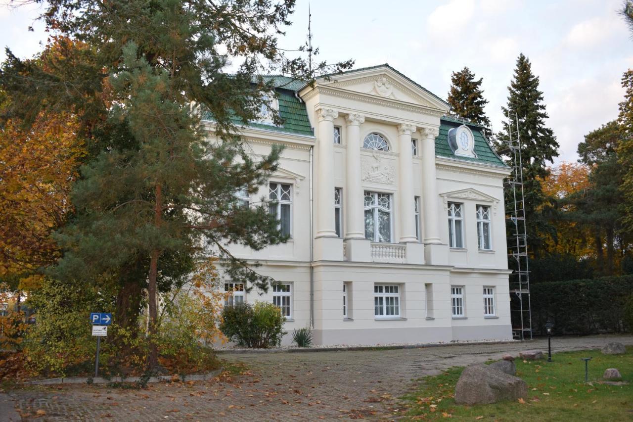 Hotel Seeschlosschen Groß Köris Exterior foto